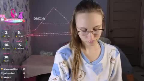 armurra online show from October 29, 3:36 pm