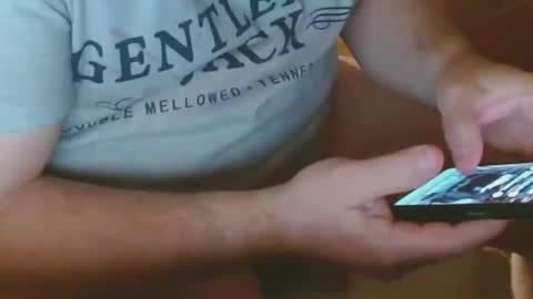 Snapshot of arnie12 chatting on September 25, 10:28 pm Arnie online show from September 25, 10:28 pm