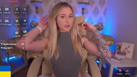 AROLINA online show from September 9, 10:10 pm