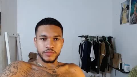 aron_7 online show from December 27, 7:40 am