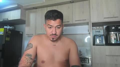 Snapshot of aronwilliams69 chatting on January 15, 6:12 am ARON  Independent model  online show from January 15, 6:12 am