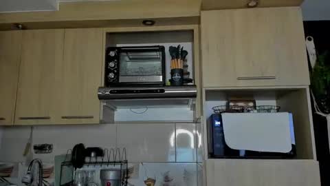 ARON  Independent model  online show from February 25, 8:07 am