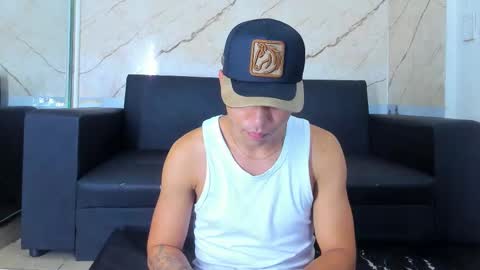 Aroon   online show from December 16, 9:10 pm