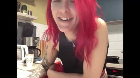 arri_ella online show from December 1, 11:36 pm