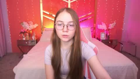 arrinawair online show from February 25, 9:02 am