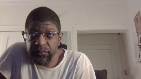 Snapshot of arteblazze chatting on March 10, 11:49 pm Arteblazze not daddy boy bitch or nigga online show from March 10, 11:49 pm