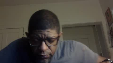 Snapshot of arteblazze chatting on September 25, 11:12 pm Arteblazze not daddy boy bitch or nigga online show from September 25, 11:12 pm