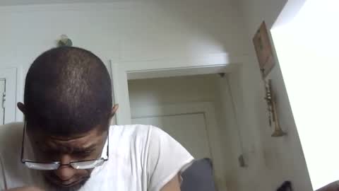 Snapshot of arteblazze chatting on February 20, 8:03 pm Arteblazze not daddy boy bitch or nigga online show from February 20, 8:03 pm