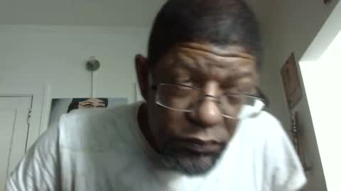 Snapshot of arteblazze chatting on February 23, 1:42 pm Arteblazze not daddy boy bitch or nigga online show from February 23, 1:42 pm