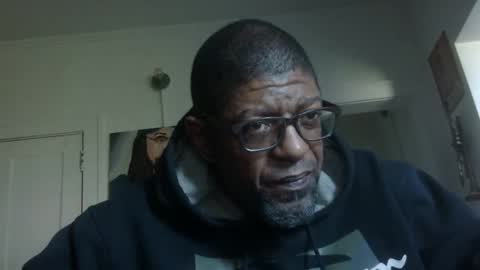 Snapshot of arteblazze chatting on October 8, 4:13 pm Arteblazze not daddy boy bitch or nigga online show from October 8, 4:13 pm