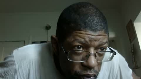 Snapshot of arteblazze chatting on March 10, 1:00 pm Arteblazze not daddy boy bitch or nigga online show from March 10, 1:00 pm