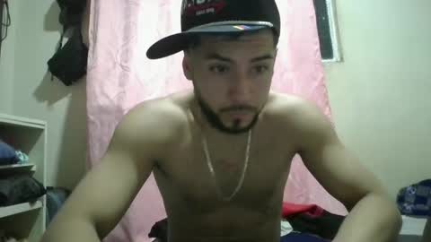 arthur1718 online show from November 1, 12:33 am