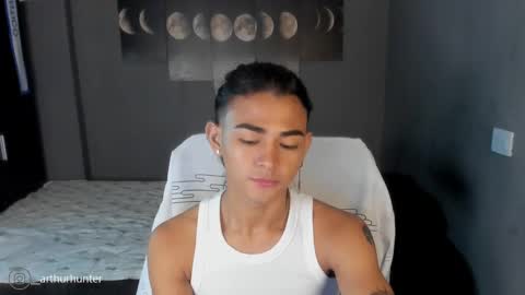 I AM HERE online show from December 3, 6:43 am