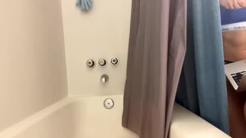 Audrey online show from December 17, 5:40 am