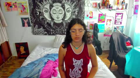 Isabella Cherry online show from April 5, 3:09 pm