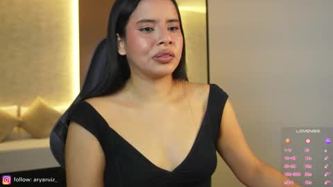 Arya online show from November 1, 1:32 pm