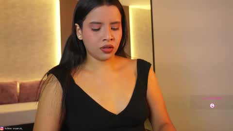Snapshot of arya_ruiz chatting on September 20, 12:41 pm Arya online show from September 20, 12:41 pm