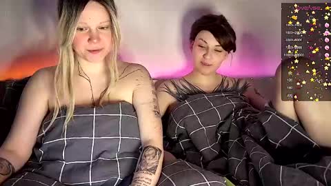 Arya brunett and Cassie blond online show from February 10, 7:15 am