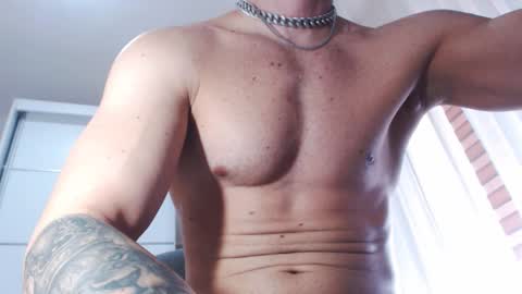 Snapshot of aryanaian1 chatting on February 11, 8:37 am AryanAian1 online show from February 11, 8:37 am