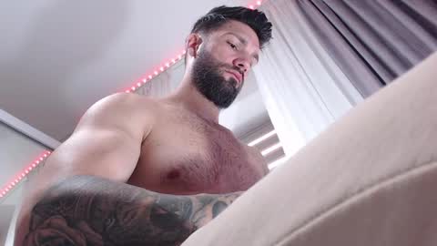 AryanAian1 online show from April 23, 11:18 am