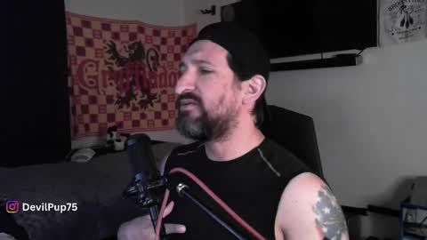 DevilPup75 online show from November 16, 3:19 am