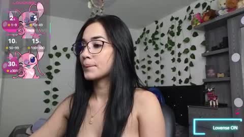 Snapshot of asenaesmee chatting on September 24, 6:47 pm Asena online show from September 24, 6:47 pm