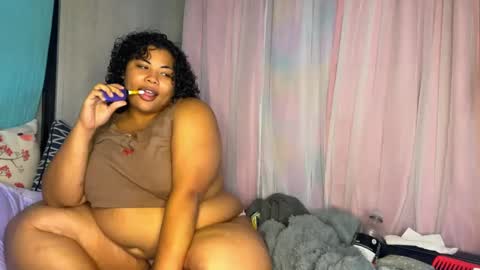 TheeGoddessAset online show from January 13, 12:30 am