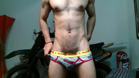 ash_wingrant online show from November 20, 1:10 pm