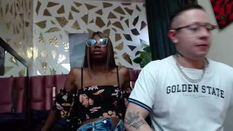 ashanti_and__alejo online show from October 18, 12:42 pm