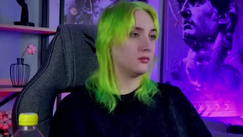 Snapshot of asheluck chatting on September 26, 2:41 am AshleyAshe online show from September 26, 2:41 am