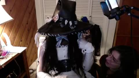 Ashley Scarlett online show from June 20, 1:56 am