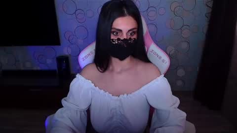   Yasmina   online show from May 24, 6:09 am