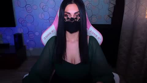   Yasmina   online show from November 17, 4:37 am