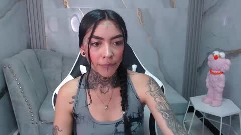 Snapshot of ashley_blum_v chatting on September 15, 7:37 pm ashley_blum_v online show from September 15, 7:37 pm