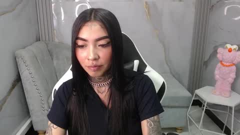 Snapshot of ashley_blum_v chatting on October 14, 8:12 pm ashley_blum_v online show from October 14, 8:12 pm