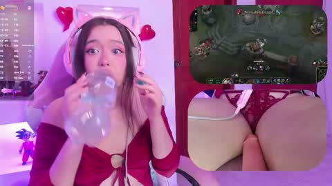 Ashley online show from February 6, 9:06 pm