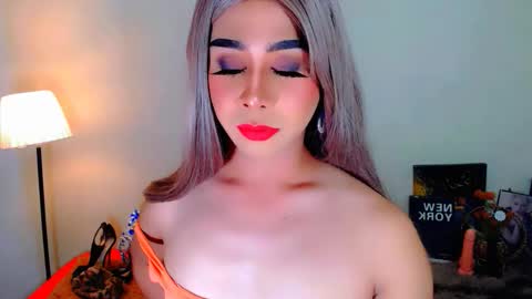 ashley online show from March 4, 6:05 pm