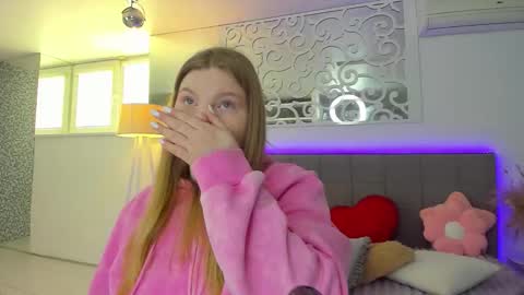 AshleyJonse online show from February 23, 6:15 am