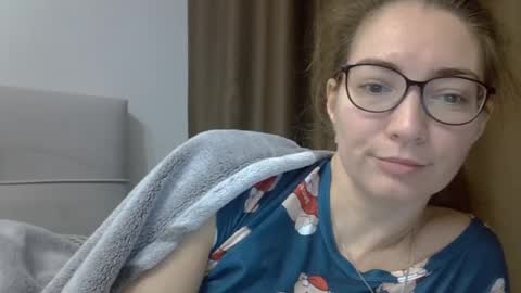 Ashley online show from December 5, 5:39 am