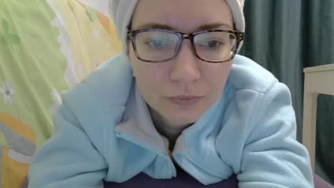 Snapshot of ashleyspice chatting on January 12, 5:24 am Ashley online show from January 12, 5:24 am