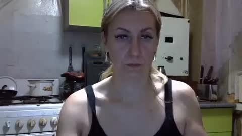 AshleyXHoney online show from October 18, 9:52 pm