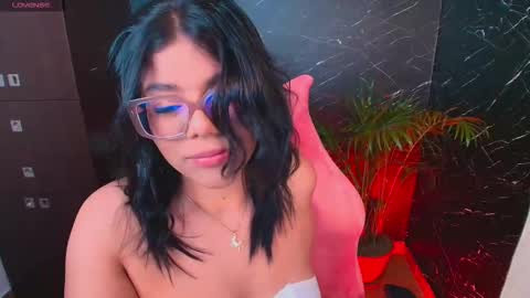 Snapshot of ashleyy18__ chatting on October 16, 2:55 am Ashleyy18 online show from October 16, 2:55 am