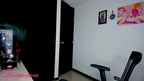 Snapshot of ashliecooperr chatting on October 19, 6:18 am ashliecooperr online show from October 19, 6:18 am