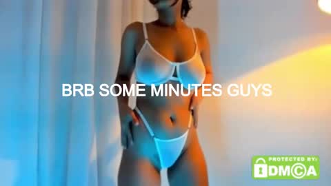 Snapshot of ashllovee_ chatting on October 4, 12:03 pm ashllovee online show from October 4, 12:03 pm