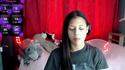 Snapshot of ashly_little2 chatting on March 1, 3:49 pm Ashly online show from March 1, 3:49 pm