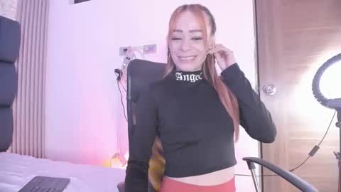 ashlybenison online show from April 23, 5:59 am