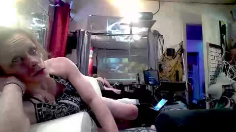 ashmomo online show from February 12, 5:26 am