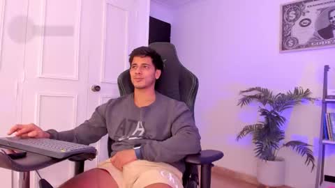 my name real is camilo online show from October 2, 6:12 am