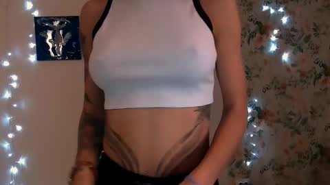 Snapshot of asia_n_ chatting on September 15, 6:04 am asia_n_ online show from September 15, 6:04 am