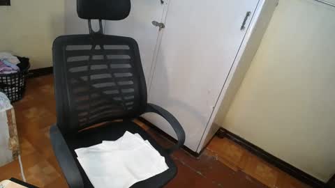Snapshot of asian_bunnyx69 chatting on February 25, 12:38 pm Asia online show from February 25, 12:38 pm